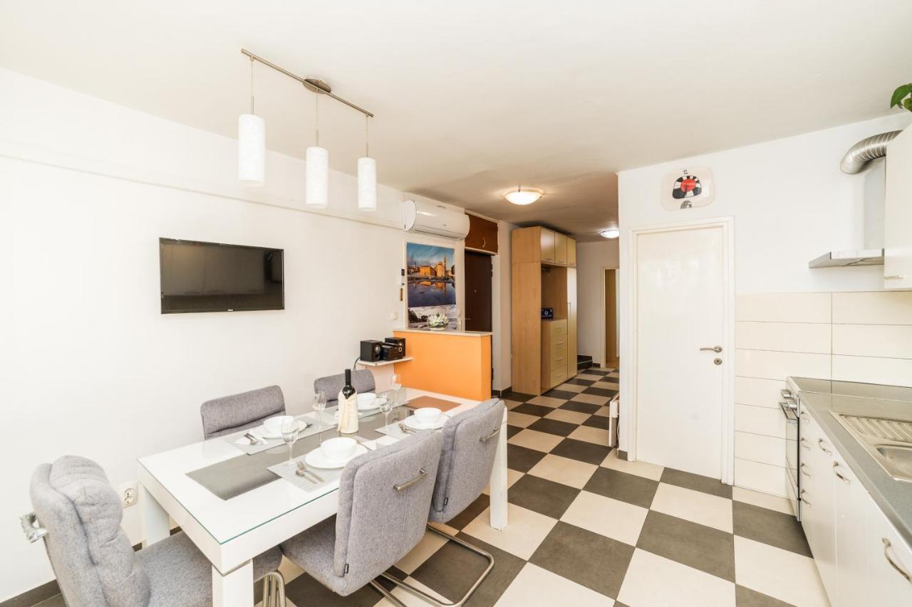Apartment Mihaela ซาดาร์ ภายนอก รูปภาพ