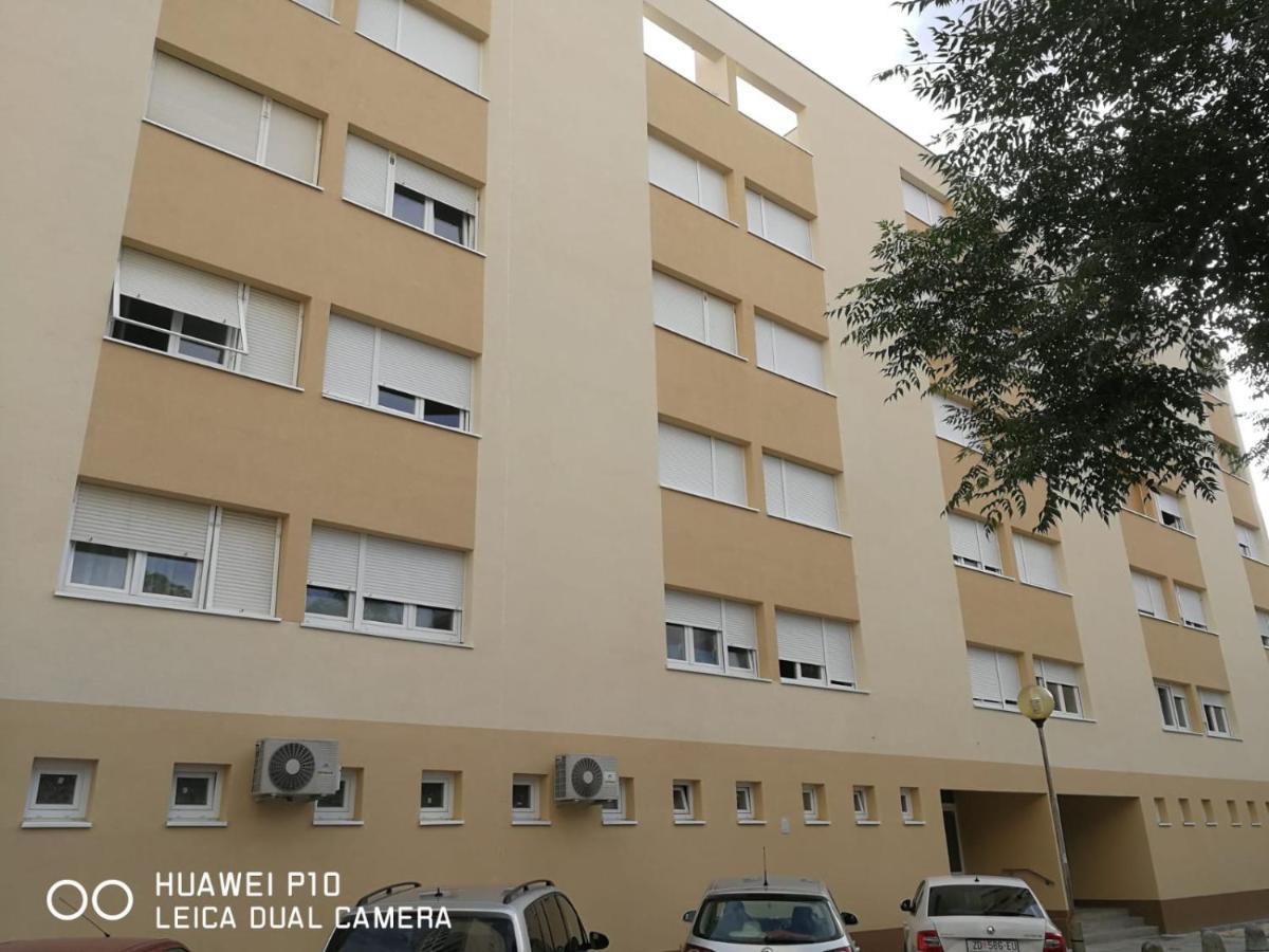 Apartment Mihaela ซาดาร์ ภายนอก รูปภาพ